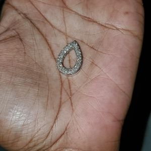 White gold 14k gold pendant with diamonds